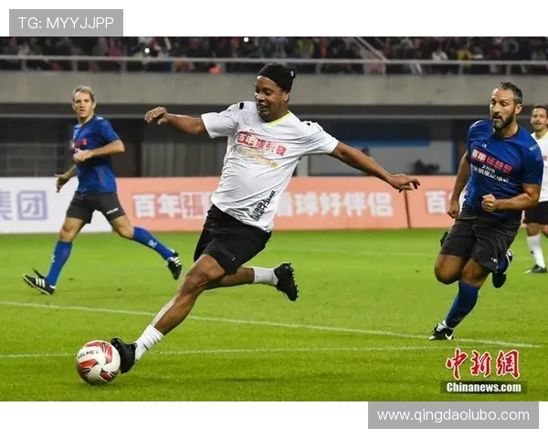 全球足球球星排名前十：谁才是当今足坛的顶尖传奇人物