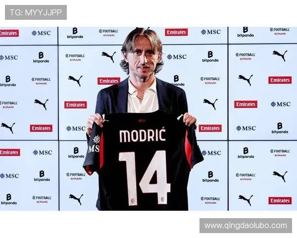 足球左边锋传奇球星的号码背后故事与历史影响解析 足球左边锋传奇球星的号码背后故事与历史影响解析