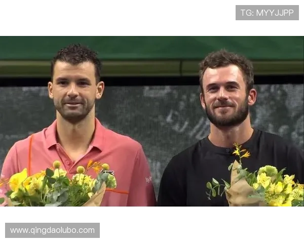 足球场上认输的球星们他们背后的故事与心路历程 足球场上认输的球星们他们背后的故事与心路历程