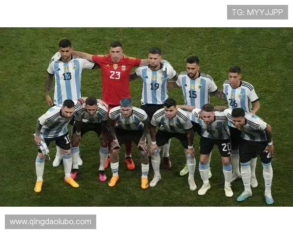 足球星哥评球到底是谁 他为何能引领球迷热议的原因解析 足球星哥评球到底是谁 他为何能引领球迷热议的原因解析