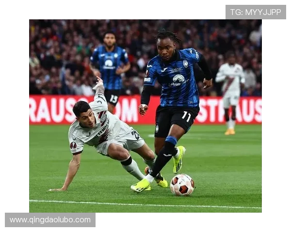 足球球星是否普遍吸烟影响健康与竞技状态的因素分析 足球球星是否普遍吸烟影响健康与竞技状态的因素分析